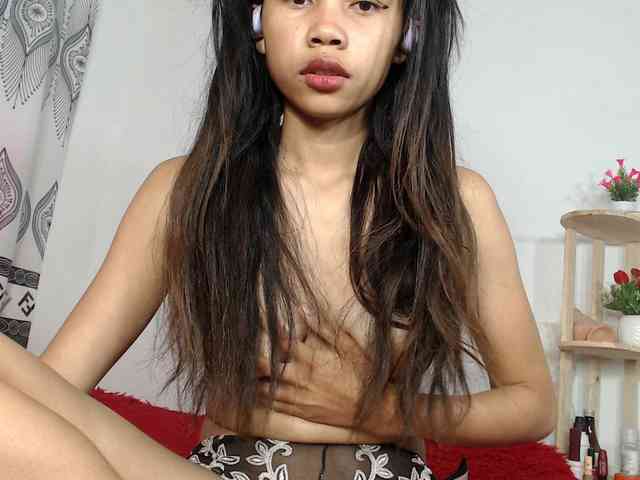 AKANE-WHITE webcam