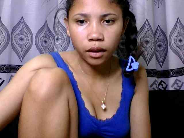 AKANE-WHITE webcam