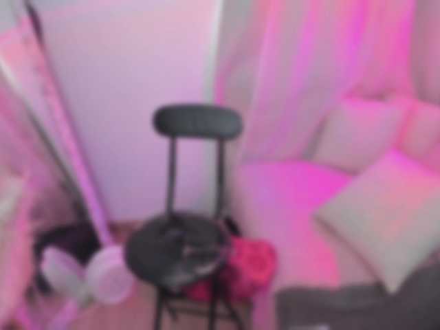 annewayne live cam on BongaCams