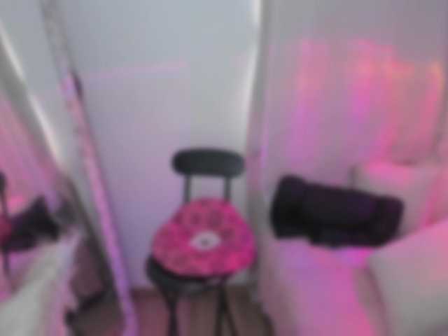 annewayne live cam on BongaCams