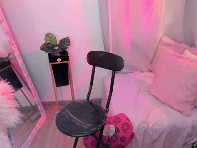 annewayne live cam on BongaCams