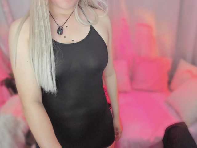 annewayne live cam on BongaCams