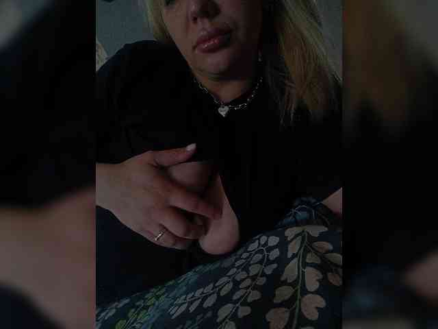 KristinaCherry421 webcam