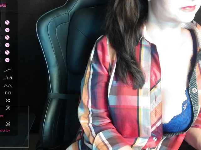 ScarletWitch666's BongaCams show and profile