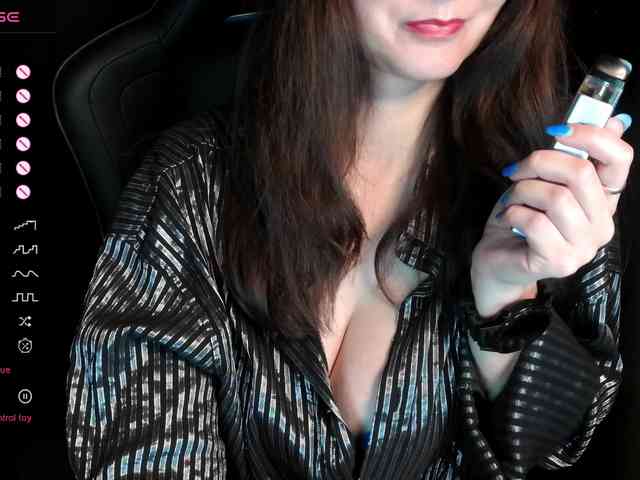 ScarletWitch666 webcam