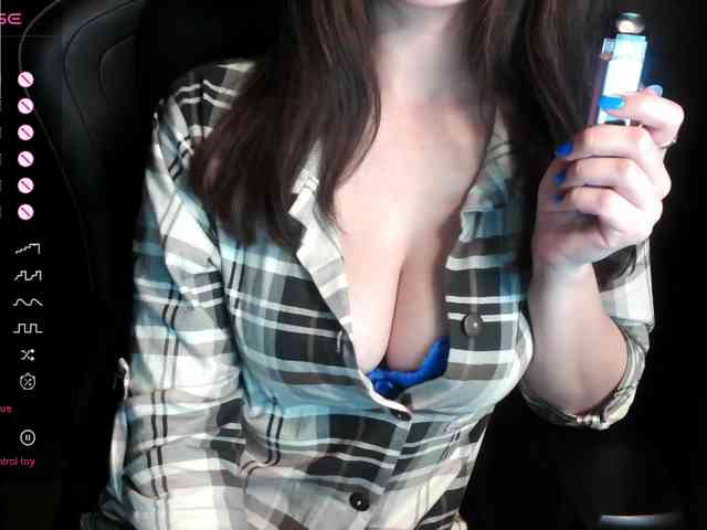 ScarletWitch666 webcam