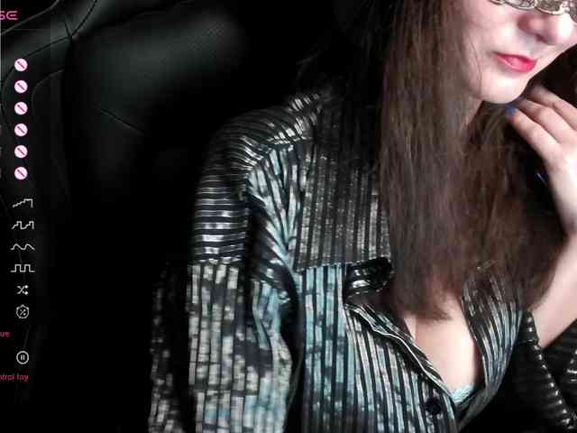 ScarletWitch666 webcam