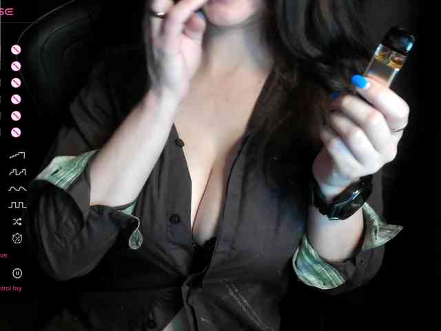 ScarletWitch666 webcam