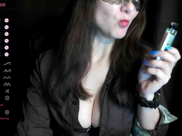 ScarletWitch666 webcam