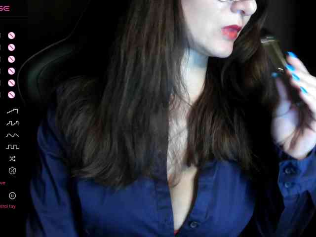 ScarletWitch666 webcam