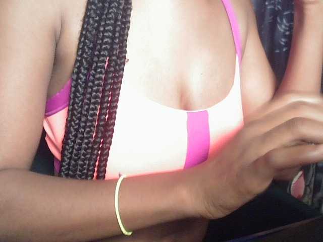Sinfulbitch live cam on BongaCams