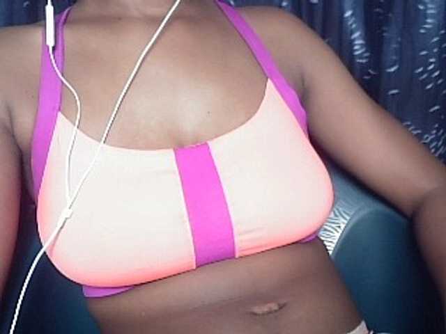 Sinfulbitch live cam on BongaCams