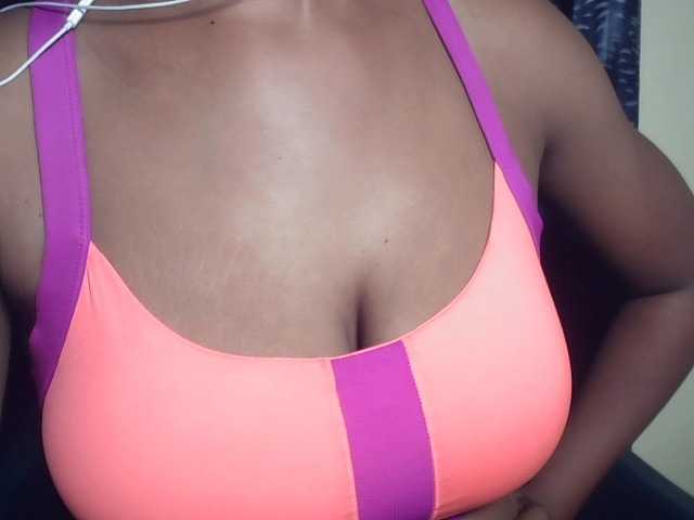 Sinfulbitch live cam on BongaCams