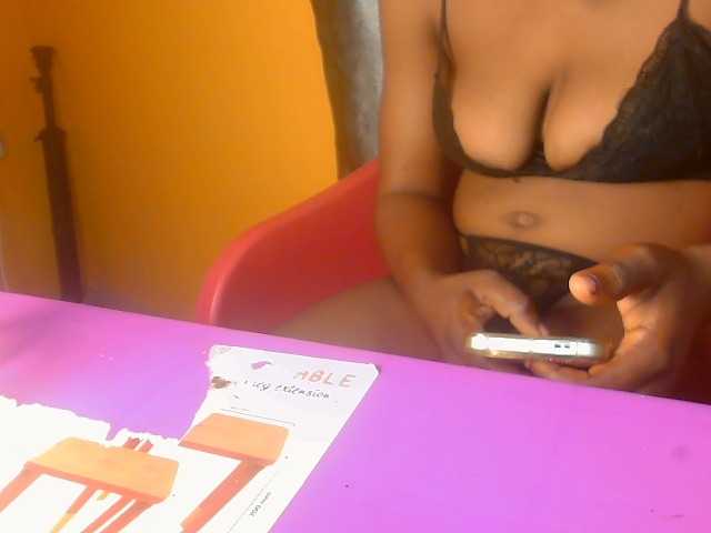 Sinfulbitch live cam on BongaCams