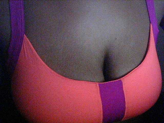 Sinfulbitch live cam on BongaCams