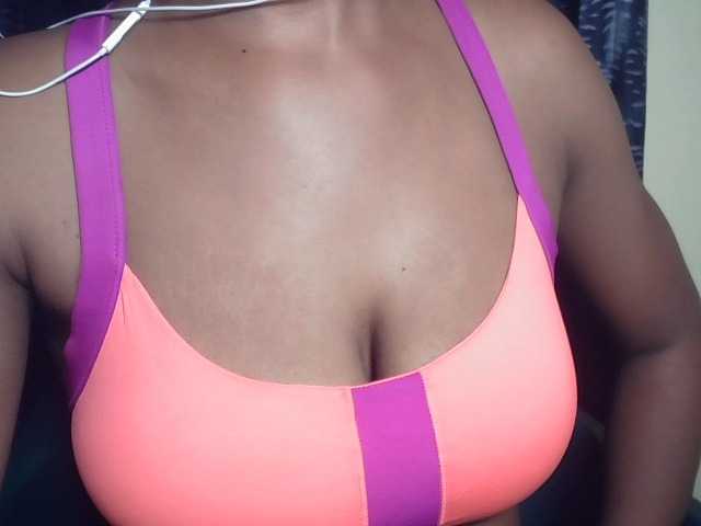 Sinfulbitch live cam on BongaCams