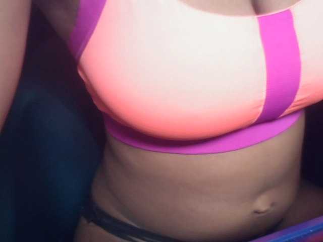 Sinfulbitch live cam on BongaCams
