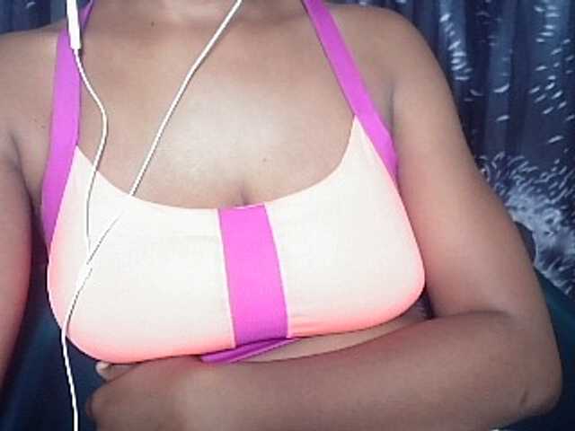 Sinfulbitch live cam on BongaCams