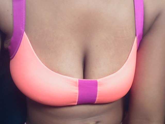 Sinfulbitch live cam on BongaCams
