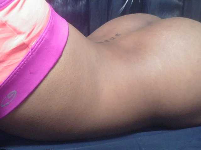 Sinfulbitch live cam on BongaCams