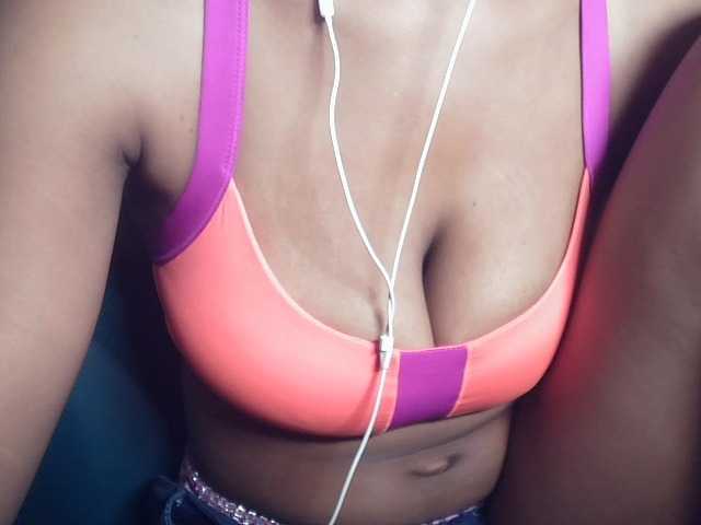 Sinfulbitch live cam on BongaCams