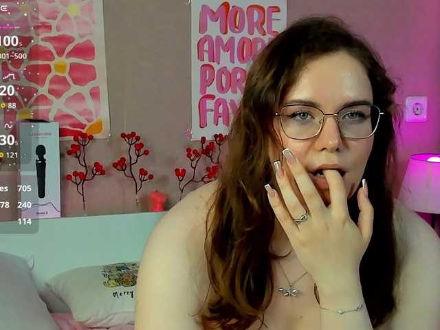 Kristy-na live cam on BongaCams