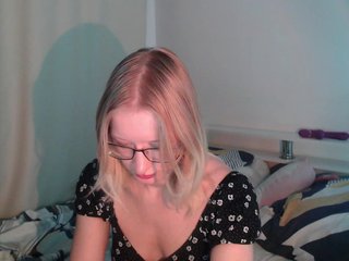 ChloeElegia Porn Show