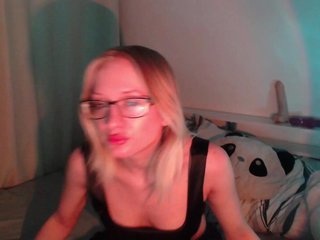 ChloeElegia Porn Show