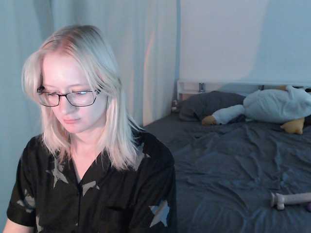 Chloe1love live cam on BongaCams