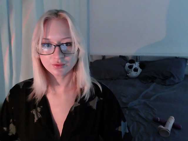 Chloe1love, en directo ahora en BongaCams