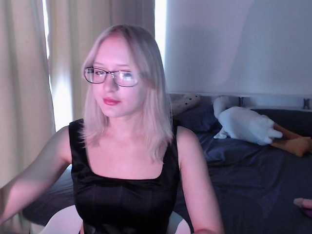 ChloeElegia live cam preview