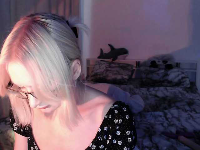 Chloe1love live cam on BongaCams