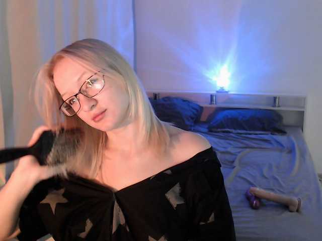 ChloeElegia live cam preview