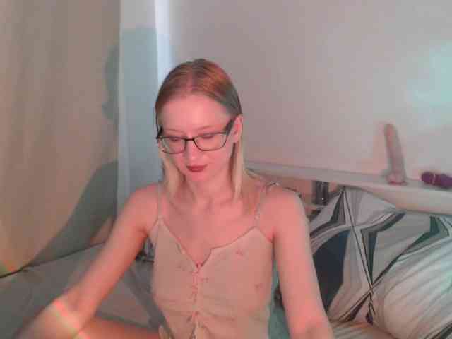 ChloeElegia webcam