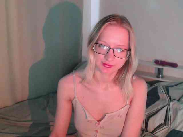 ChloeElegia webcam