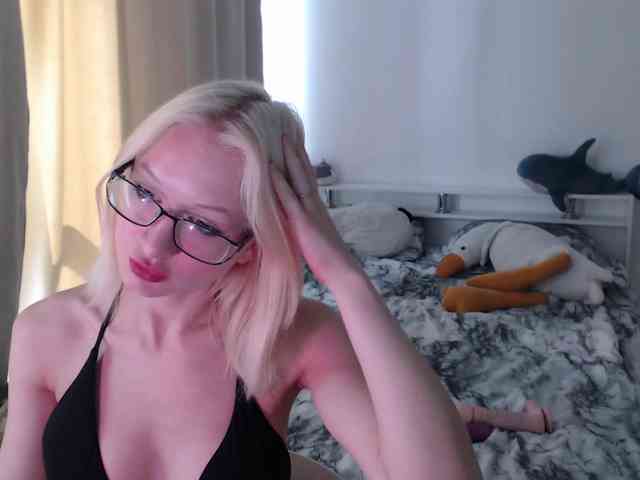 ChloeElegia webcam