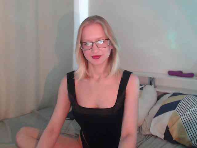 ChloeElegia webcam