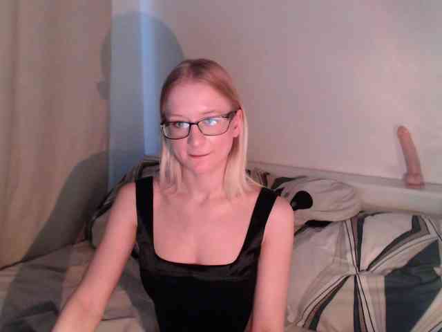 ChloeElegia webcam