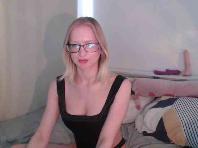 ChloeElegia webcam
