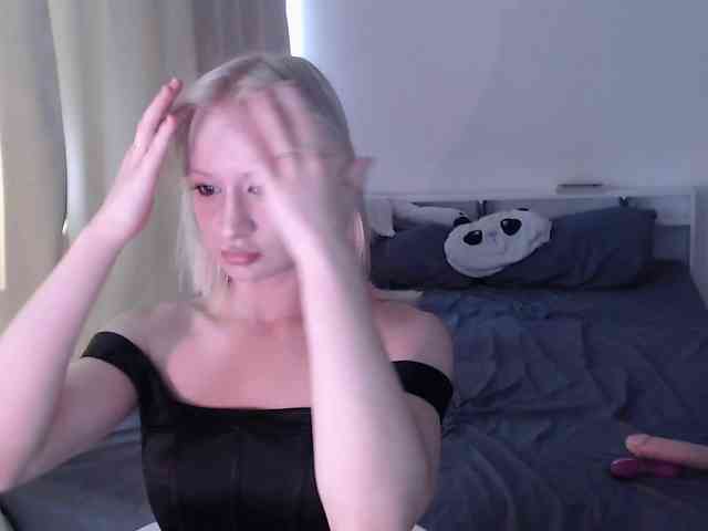 ChloeElegia webcam