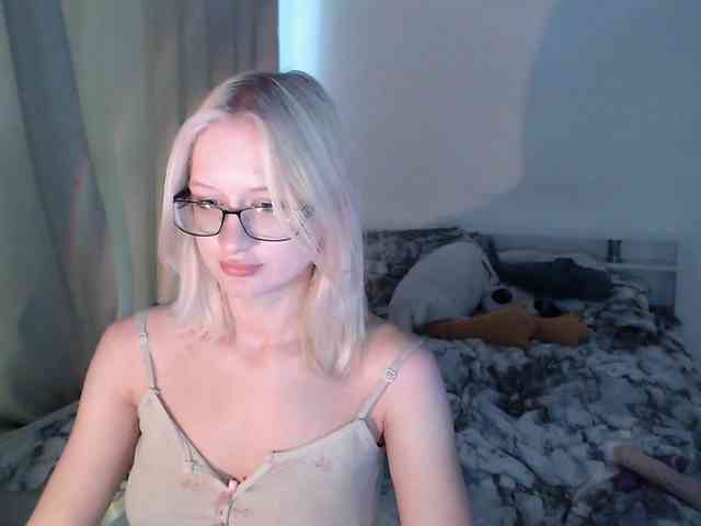 ChloeElegia webcam