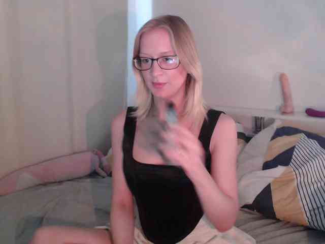 ChloeElegia webcam