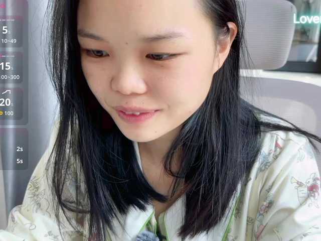 foxsusu live cam on BongaCams