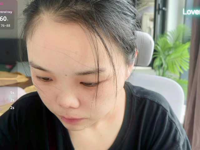 foxsusu live cam on BongaCams