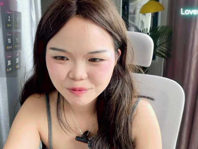 foxsusu live cam on BongaCams