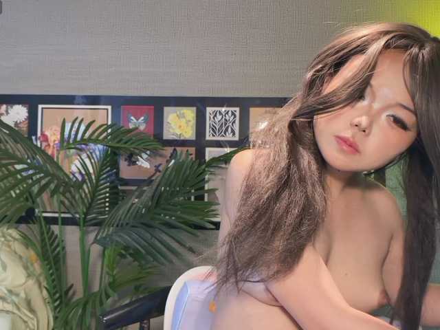 foxsusu's BongaCams show and profile