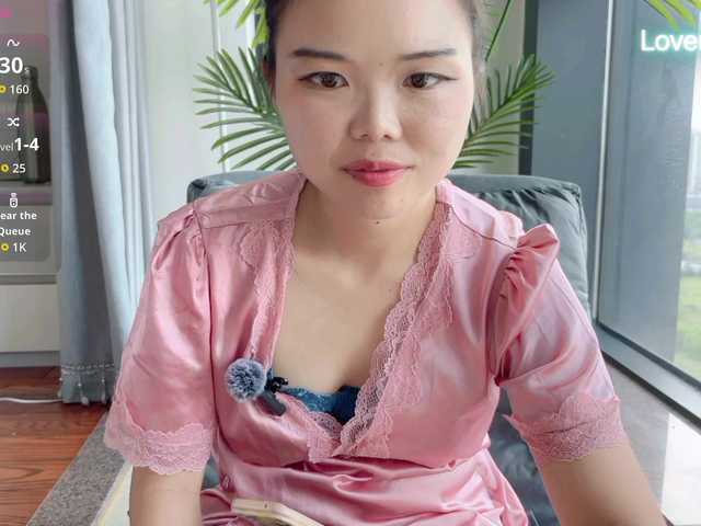 foxsusu live cam on BongaCams