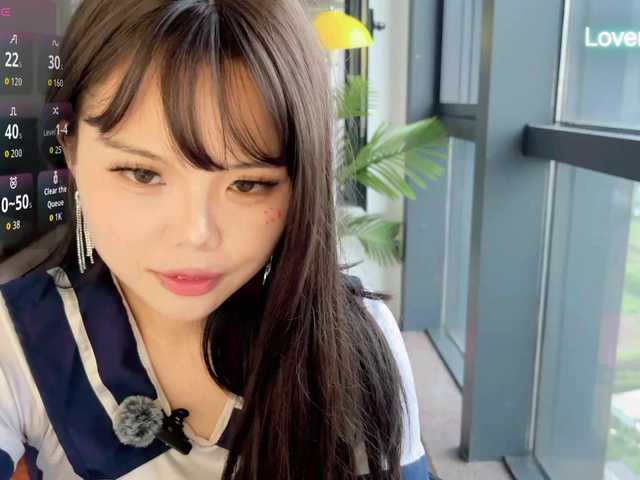 foxsusu live cam on BongaCams