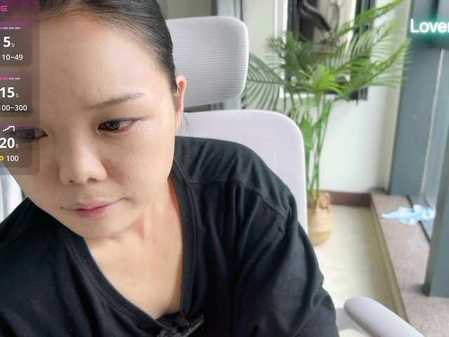 foxsusu live cam on BongaCams