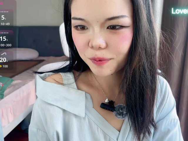 foxsusu live cam on BongaCams